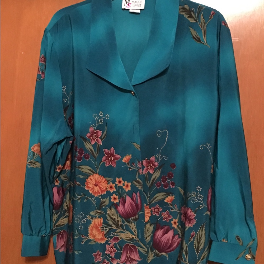 Gorgeous Maggie Sweet 2 pc pants suit